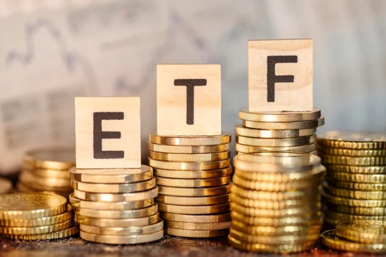 چگونه صندوق‌های طلا (ETF) در 2025 معادلات بازار را تغییر دادند؟