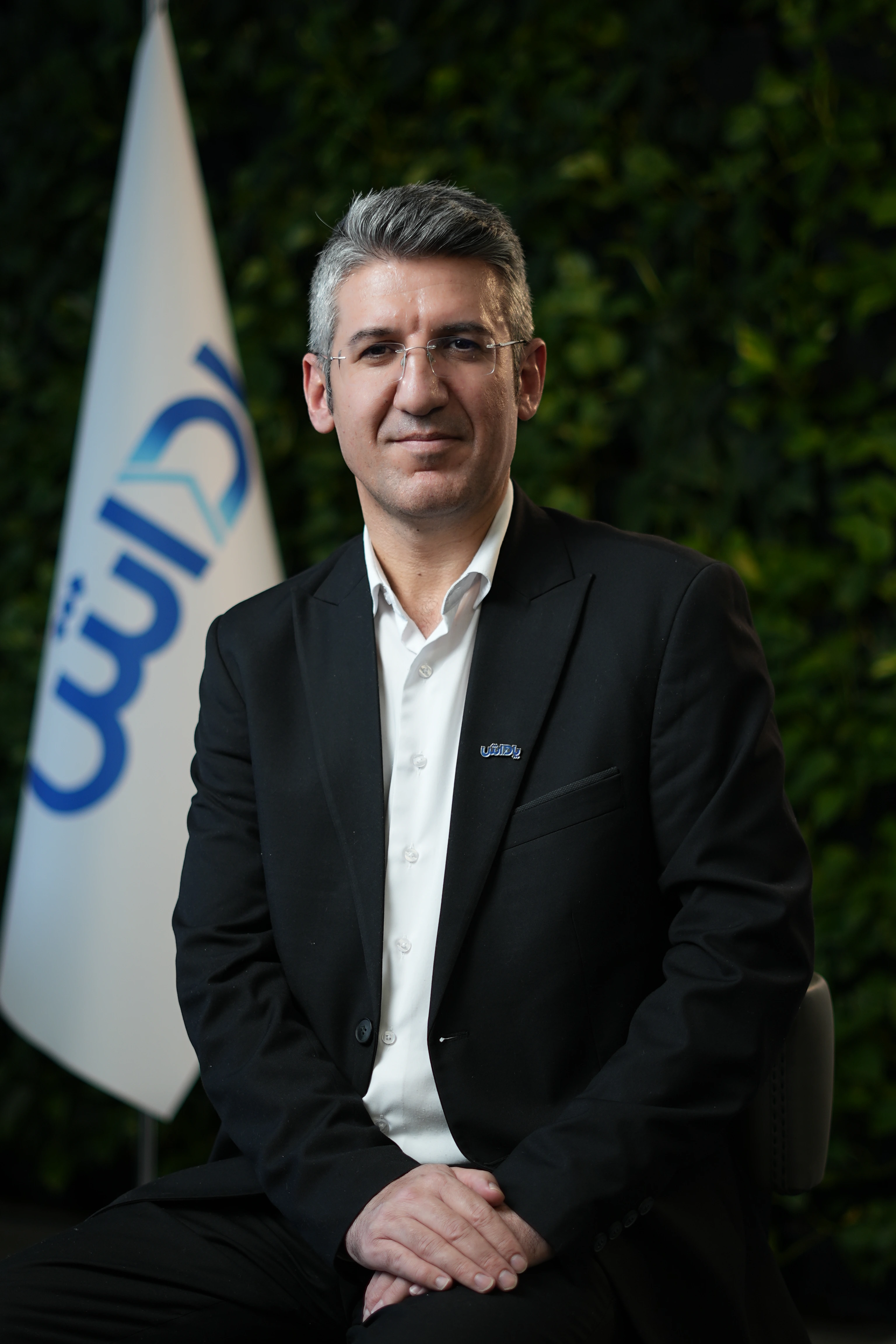 دکتر قاسم عاشوری